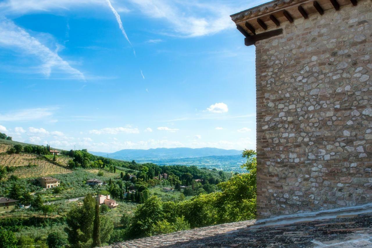 Ferienwohnung Casa Dei Lecci Foligno Exterior foto